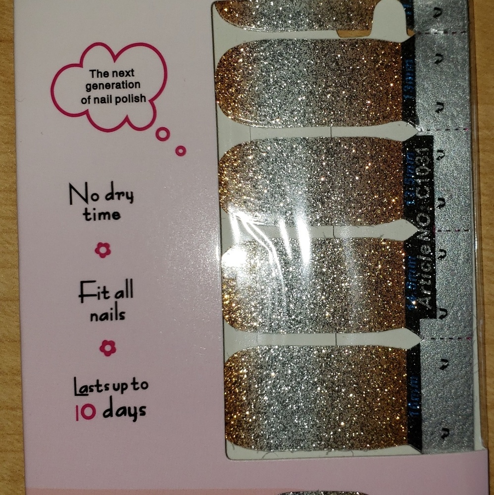 Nail Wraps- Gold Rush